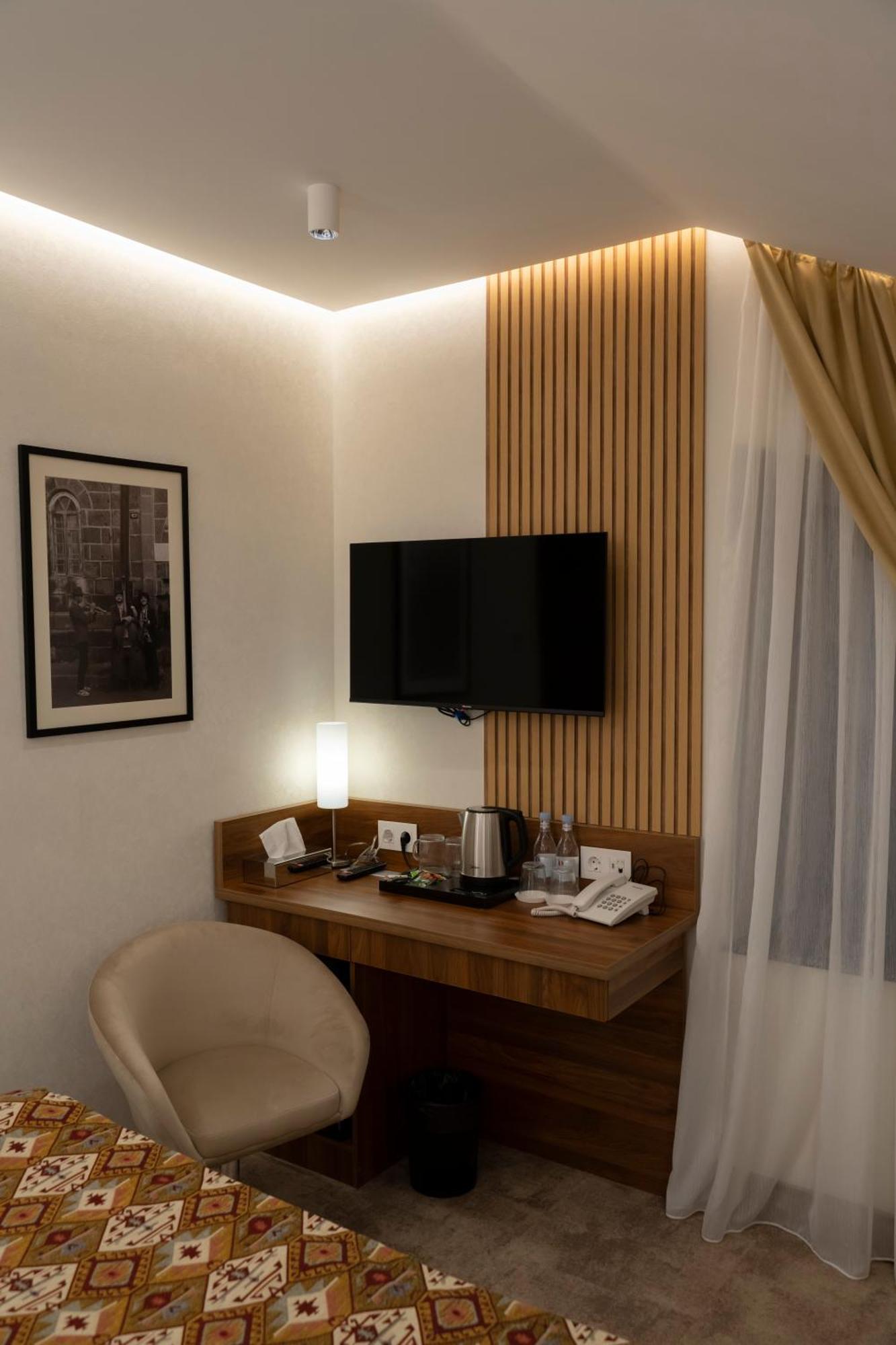 Jazz Hotel ギュムリ エクステリア 写真