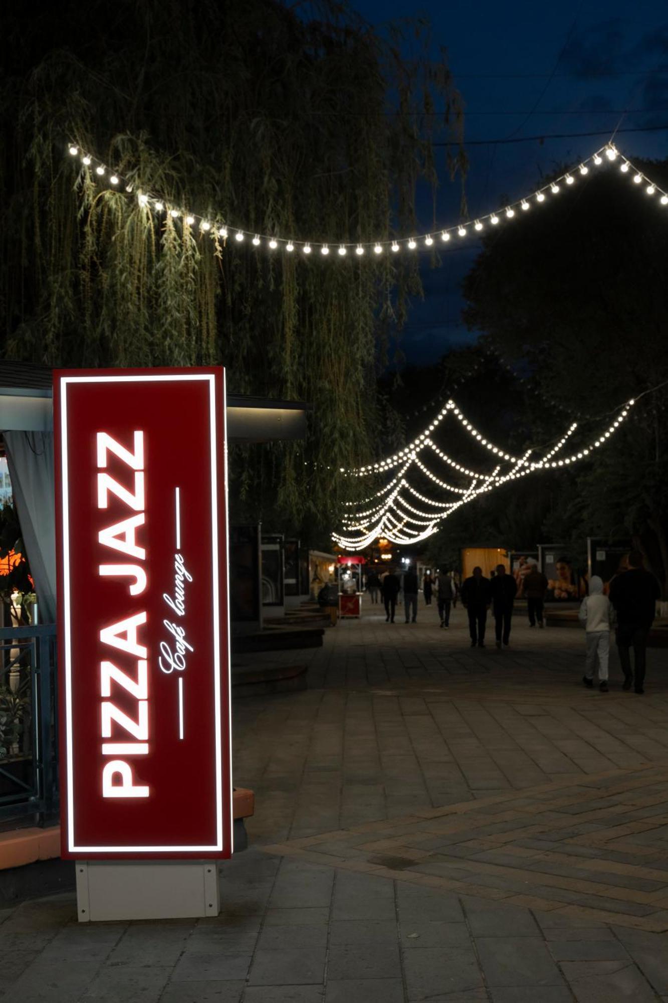 Jazz Hotel ギュムリ エクステリア 写真